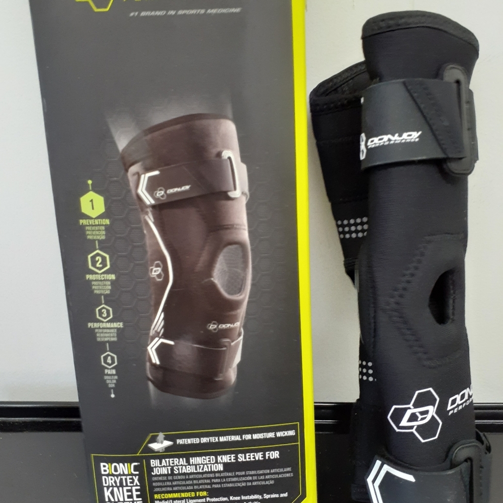 Donjoy knee sleeve
